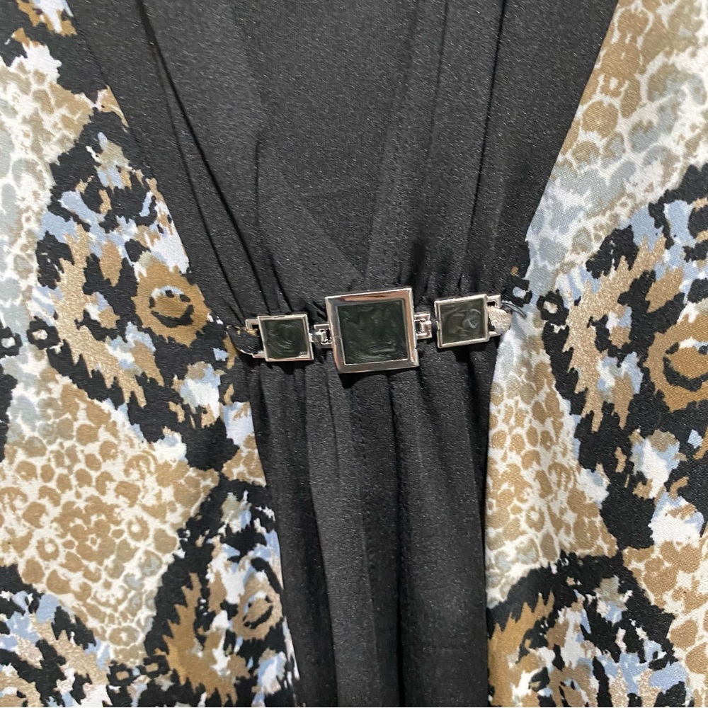 Notations Women's Black and Tan Patterned Long Sleeve Top Size PL‎ - Picture 4 of 13